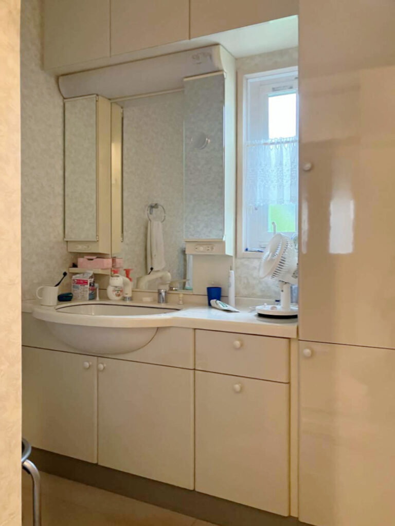 リフォーム前の洗面所１