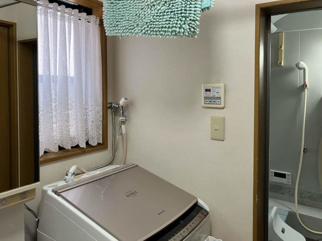 リフォーム前の洗面所２