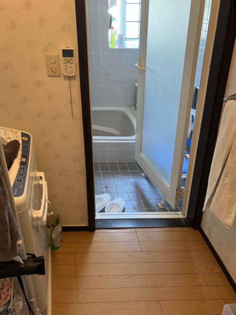 リフォーム前の浴室3