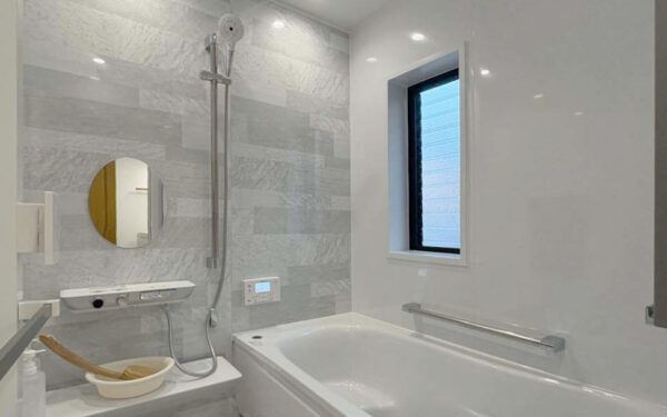 断熱×きれい除菌水で快適に!浴室・洗面所・トイレの水回り3点リフォーム事例|栗東市