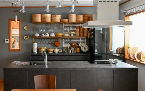 料理教室にも対応。セラミック天板とミーレ食洗機を採用したキッチンリフォーム事例|草津市