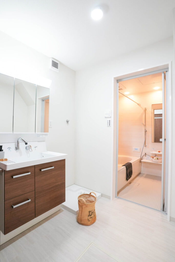 リフォーム後の洗面所1
