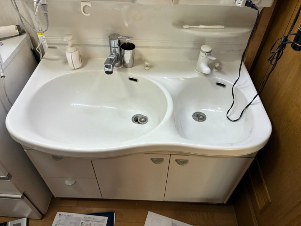 リフォーム前の洗面所2