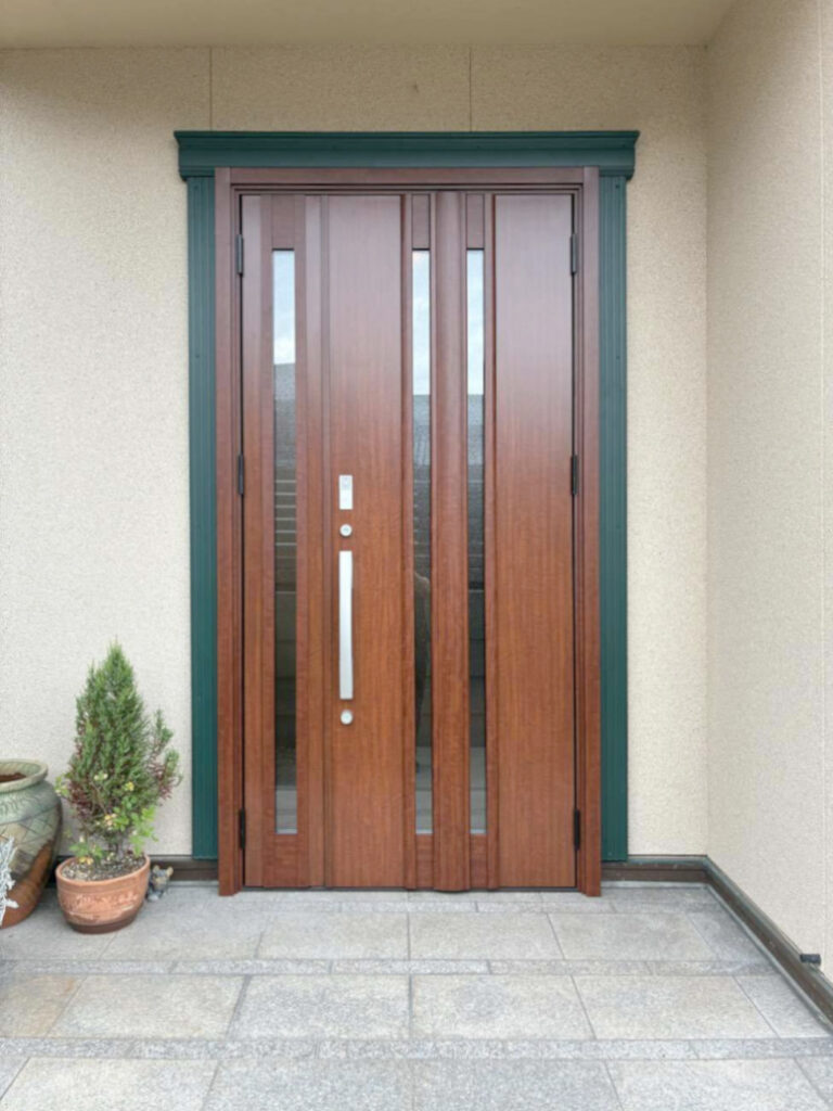 リフォーム後のドア1