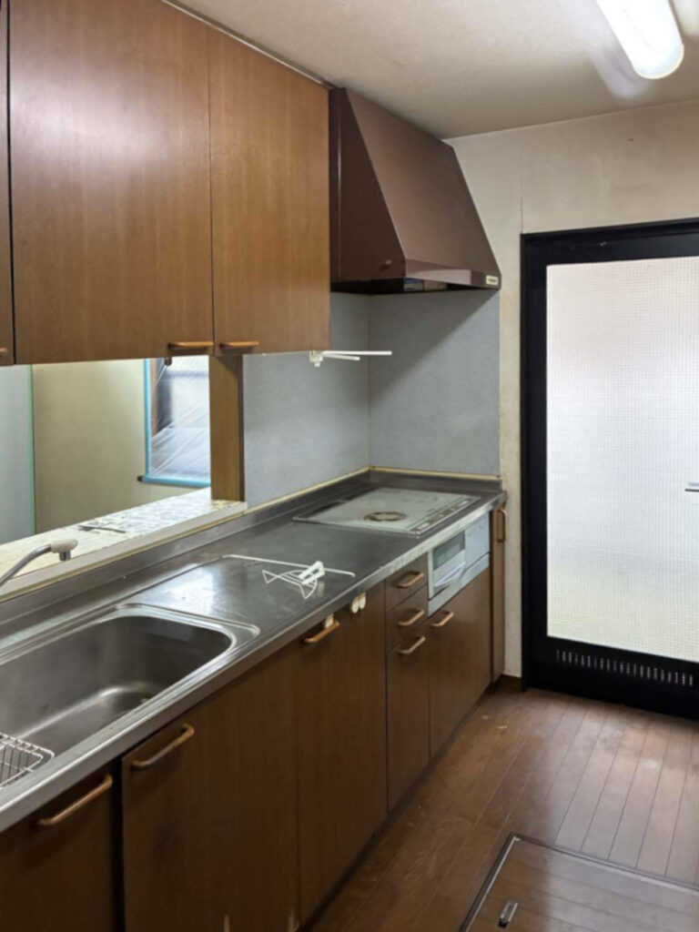 リフォーム前のLDK２