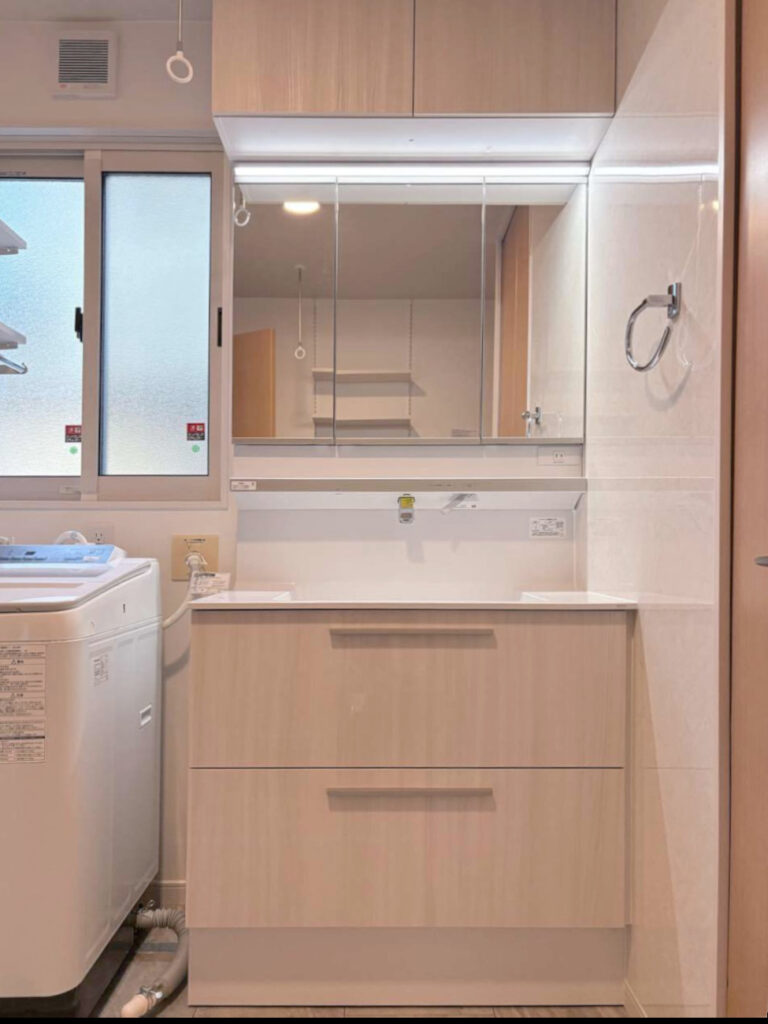 リフォーム後の洗面所２