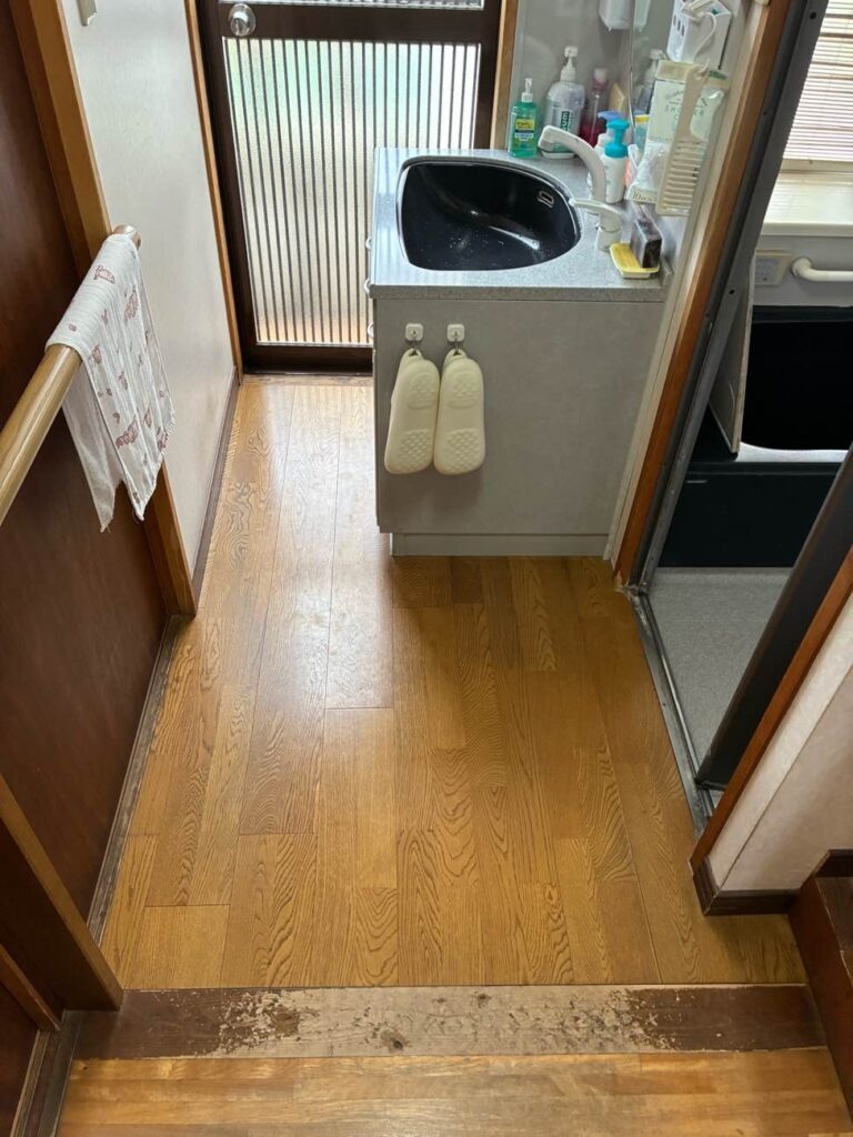 リフォーム前の洗面脱衣室２