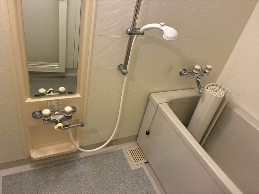 リフォーム前の浴室1