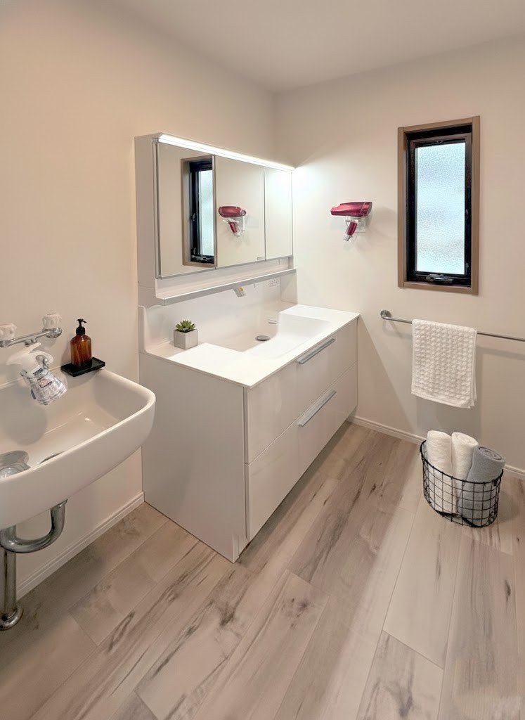 リフォーム後の洗面所３