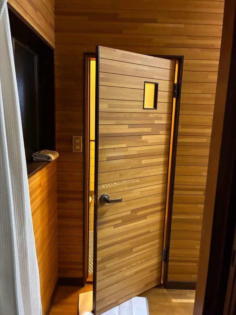 リフォーム前のトイレ2