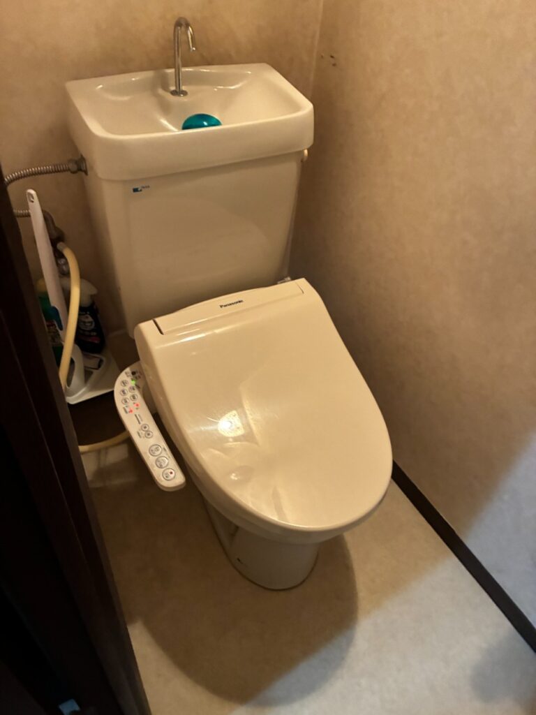 リフォーム前のトイレ1